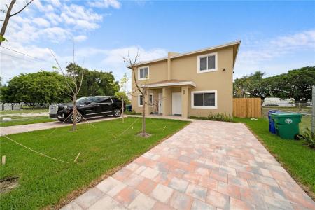1770 NW 55th St, Miami, Florida 33142, USA