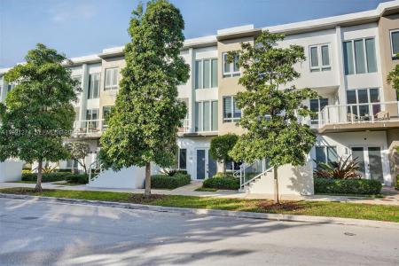 6310 NW 103rd Pl 104, Doral, Florida 33178, USA