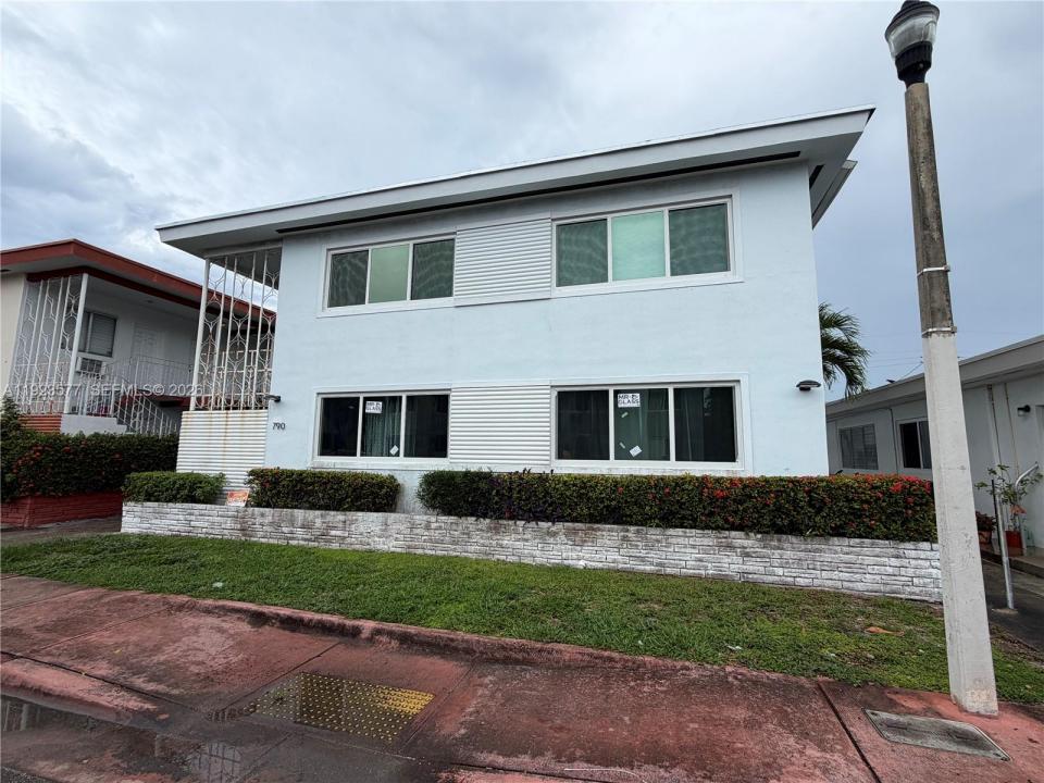 790 81st St, Miami Beach, Floride 33141, États-Unis