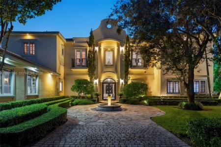 8010 Ponce De Leon Rd, Miami, फ्लोरिडा 33143, संयुक्त राज्य अमेरिका