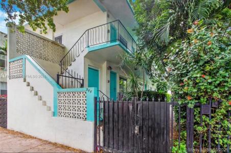 544 Michigan Ave 10, Miami Beach, Floryda 33139, USA