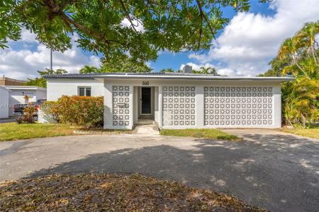 648 South Dr, Miami Springs, Florida 33166, Stati Uniti