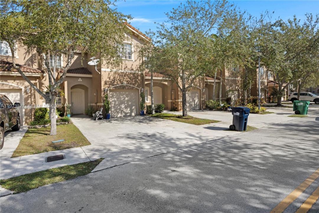 8525 SW 214th Ter, Cutler Bay, Floride 33189, États-Unis
