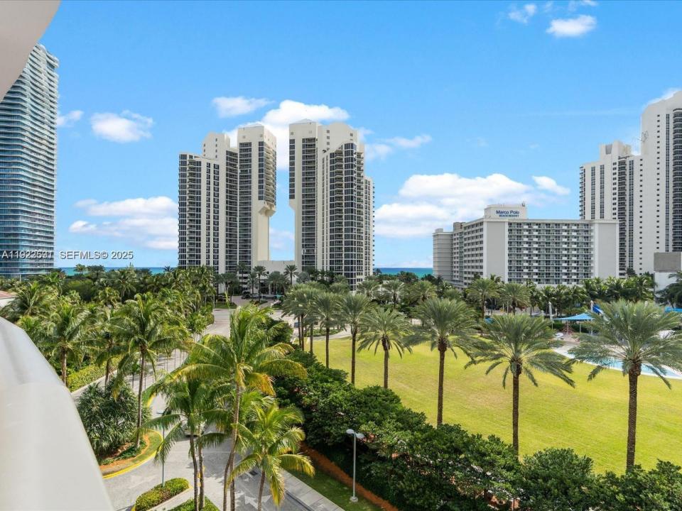 19370 E Collins Ave 625, Sunny Isles Beach, Floride 33160, États-Unis