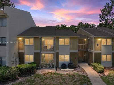 13285 Arbor Pointe Circle 201, Tampa, Floride 33617, États-Unis
