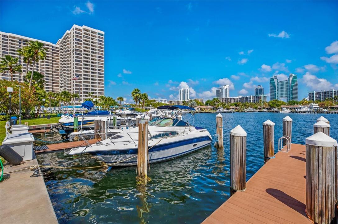 500 Three Islands Blvd 117, Hallandale Beach, Florida 33009