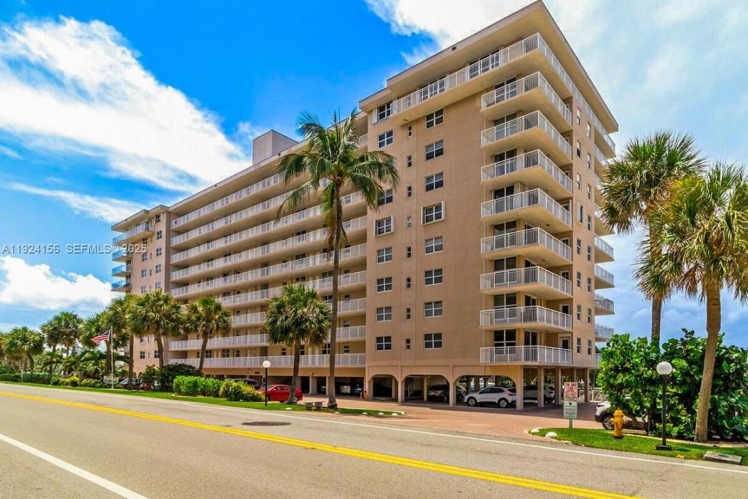 Hillsboro Beach, Florida 33062