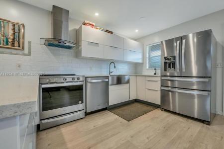 417 N K St 5B, Lake Worth, Florida 33460, USA