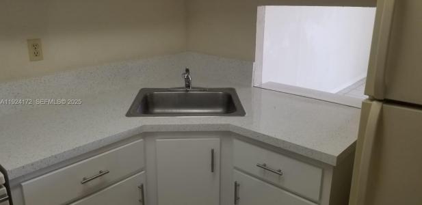 4550 NW 9th St 719E, Miami, Florida 33126, USA