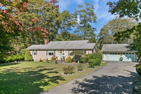 102 Hayden Avenue, Tiverton, RI 02878, USA