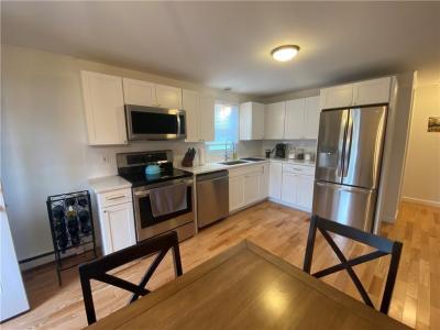 32 Middleton Avenue W, Newport, RI 02840, USA