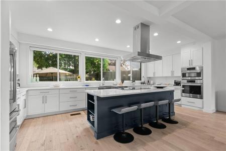 27 Weatherly Avenue, Newport, Rhode Island 02840, États-Unis