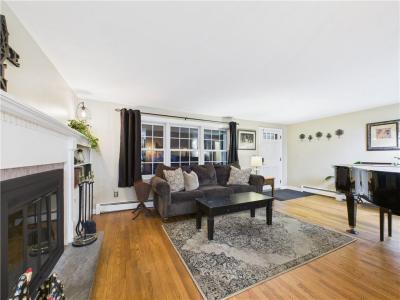 77 Fairfield Drive, North Kingstown, Rhode Island 02852, États-Unis