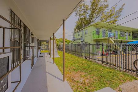 1459 NW 60th St, Miami, Florida 33142