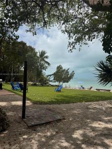 96000 Overseas Hwy S8, Key Largo, Florida 33037, USA