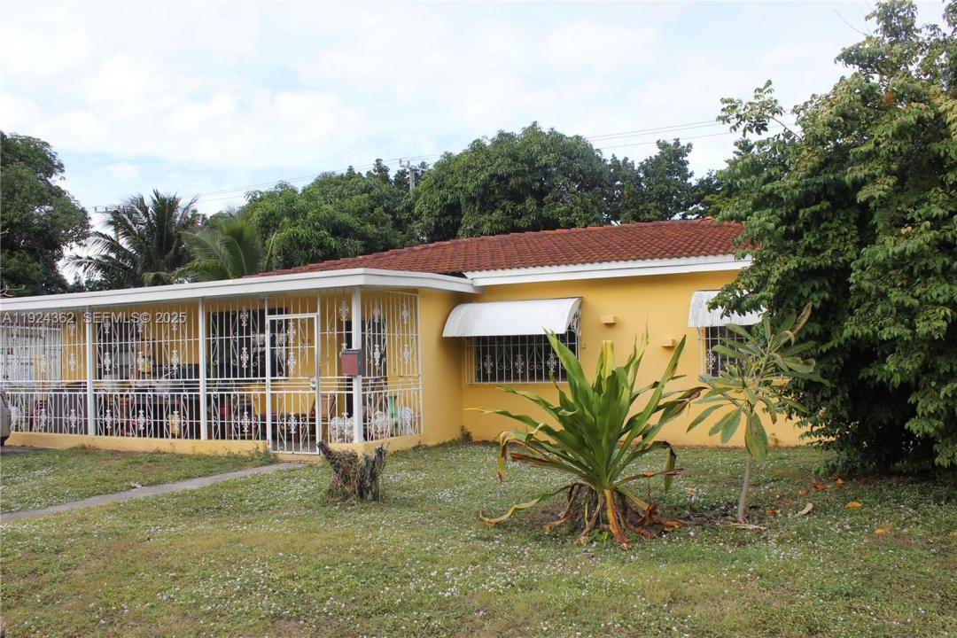 3135 NW 82nd St, Miami, Florida 33147