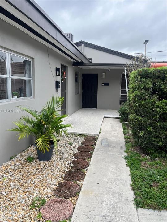 920 SW 30th Ave 2, Miami, Florida 33135, HOA KỲ