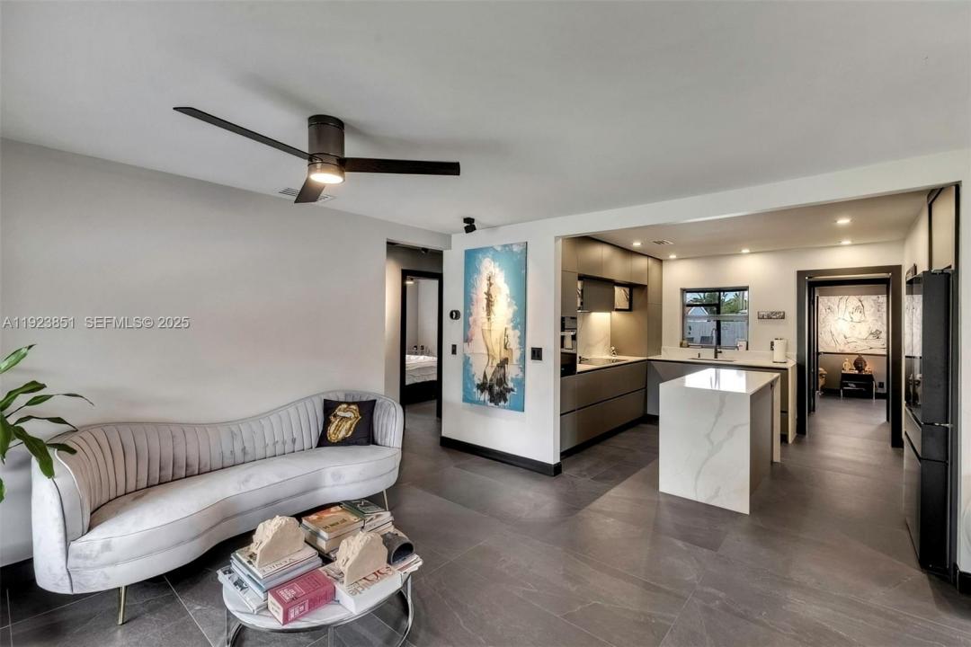 530 NW 39th St 1, Oakland Park, Florida 33309