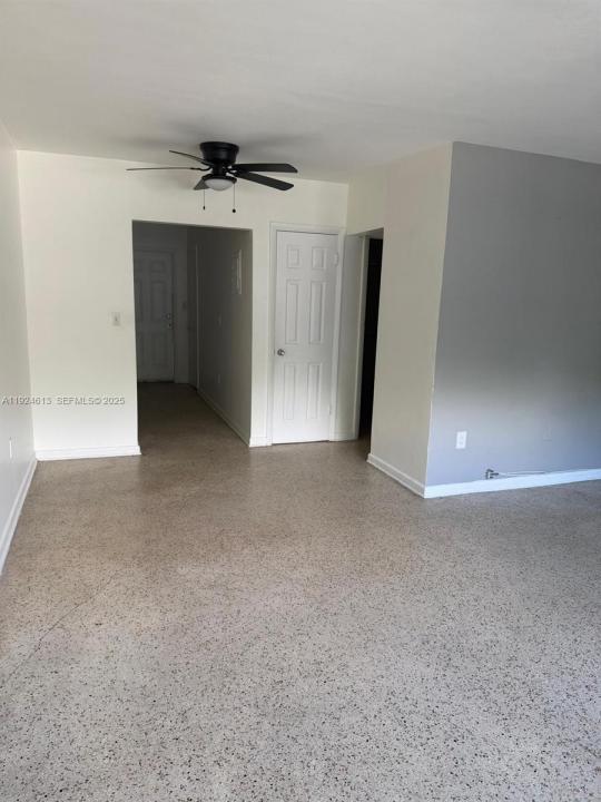 1940 NE 167th St 3, North Miami Beach, 佛罗里达州 33162, 美国