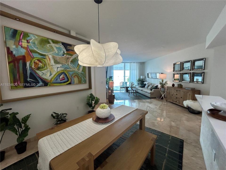 9055 SW 73 CT 809, Miami, Florida 33156, Stati Uniti