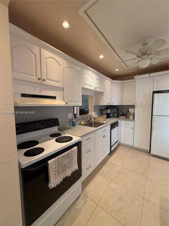 4270 NW 40th St 202, Lauderdale Lakes, Floride 33319, États-Unis