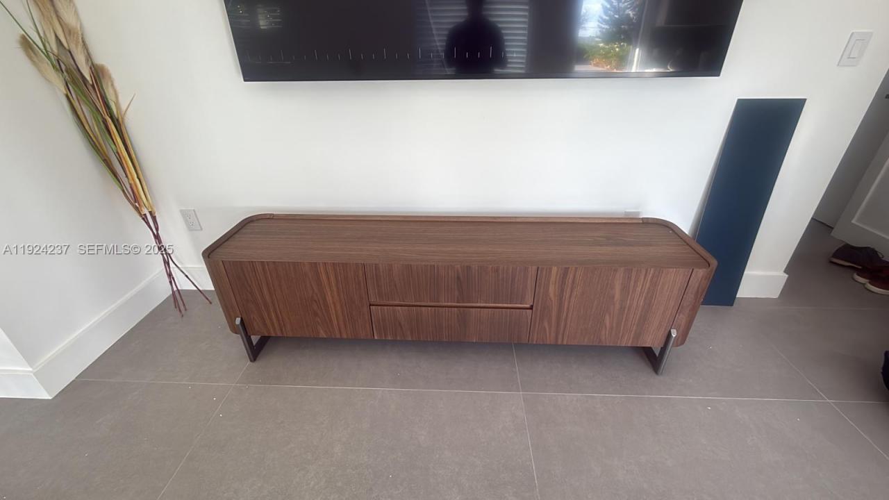 4701 NE 3rd Ave 0, Oakland Park, Florida 33334