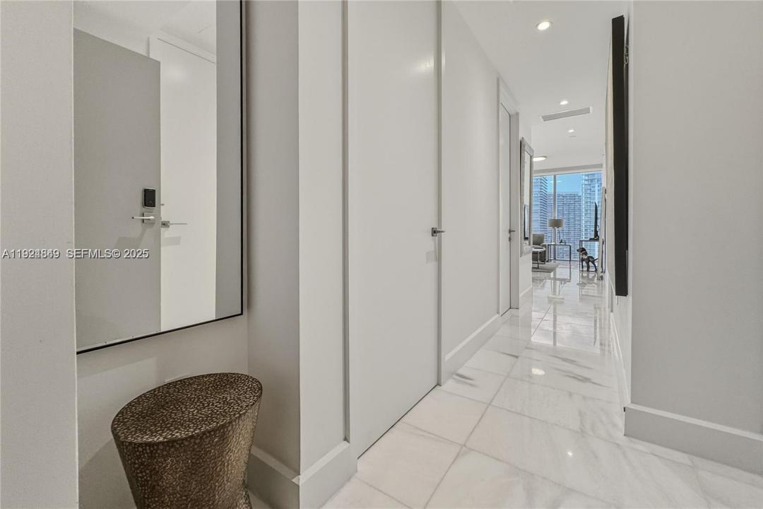 700 NE 26th Ter 3406, Miami, Florida 33137, Estados Unidos