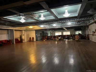 3337 Farrington Street, Нью-Йорк, Нью-Йорк 11354, Соединенные Штаты