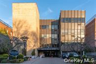 29 Barstow, North Hempstead, Нью-Йорк 11021, Соединенные Штаты