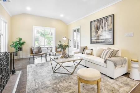 Sonia St., Oakland, Kaliforniya 94618, Amerika Birleşik Devletleri