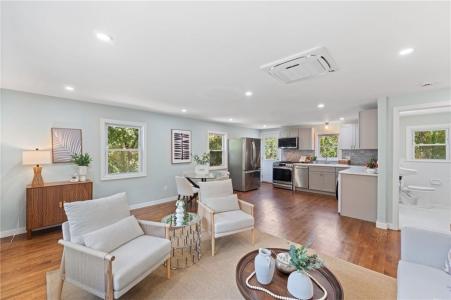 7 Laneway Court B, Narragansett, Rhode Island 02882, USA