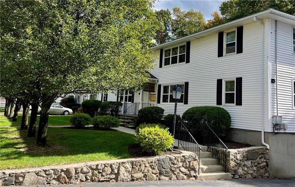 361 Privilege Street 2L, Woonsocket, Rhode Island 02895, HOA KỲ