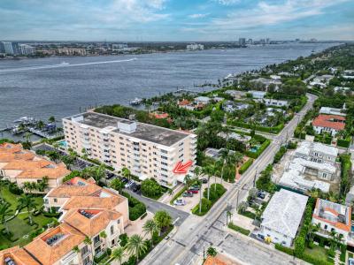 250 N Bradley Place 402, Palm Beach, Florida 33480