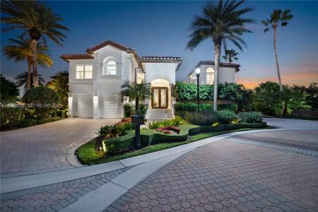 13693 Deering Bay Dr, Coral Gables, Florida 33158, USA