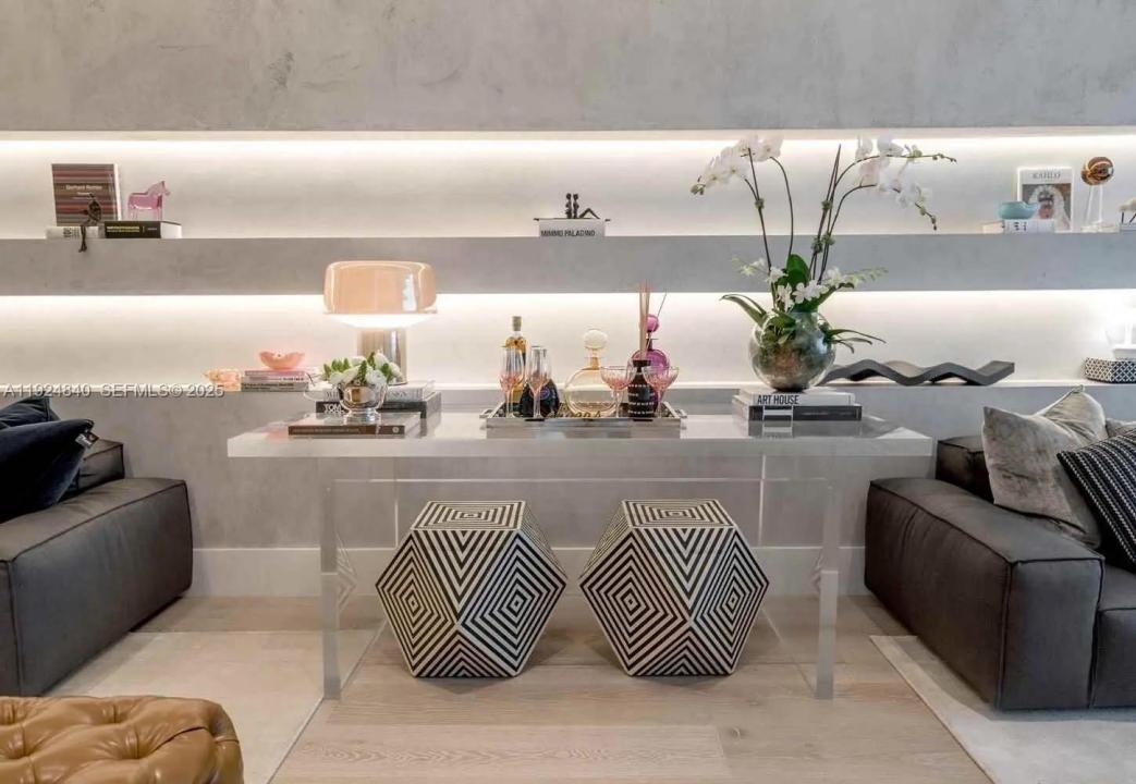 Surfside, Florida 33154