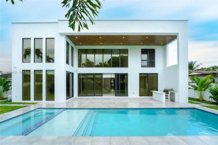 333 NE Spanish Ct, Boca Raton, Florida 33432