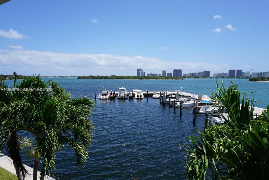 2700 NE 135th St 45, North Miami, Florida 33181