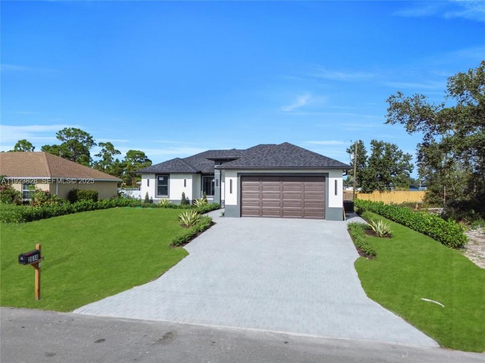 2614 44th ST W, Lehigh Acres, Florida 33971