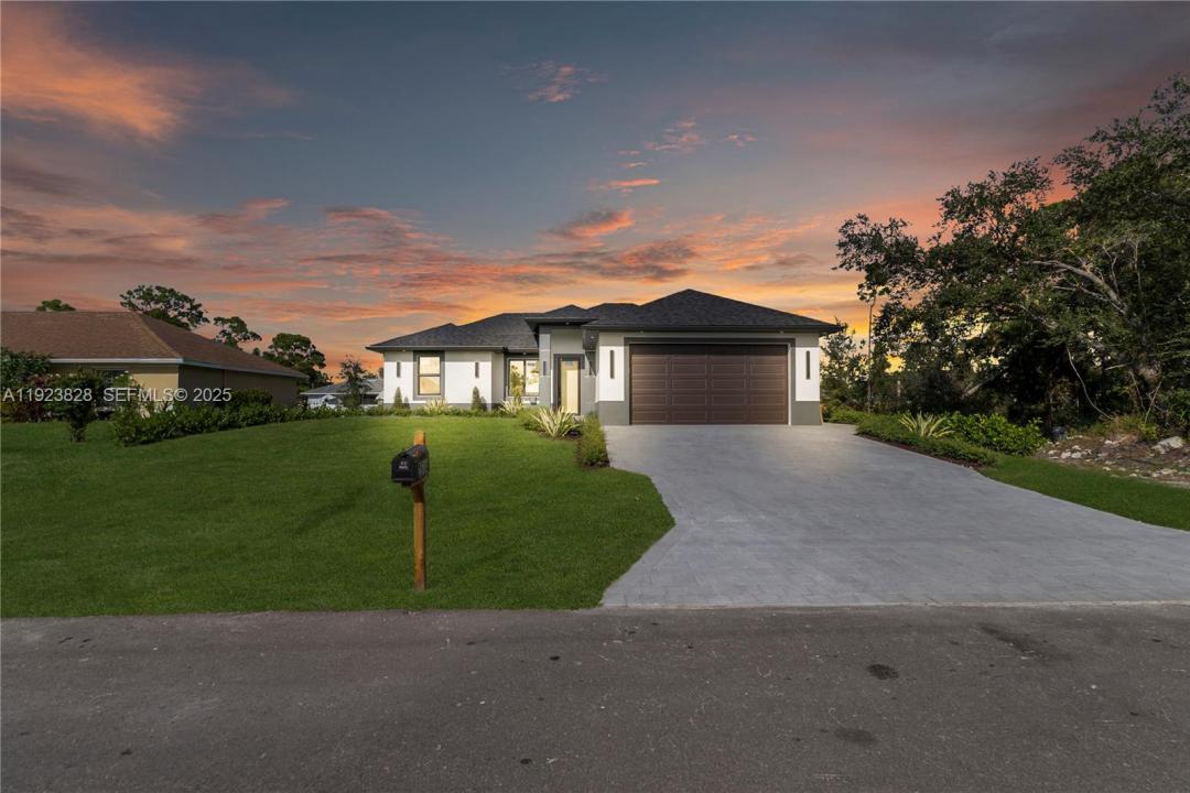 2614 44th ST W, Lehigh Acres, Florida 33971