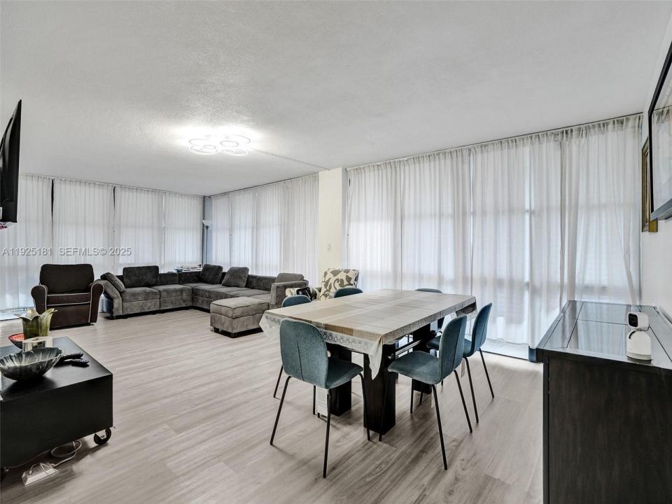 800 Parkview Dr 131, Hallandale Beach, Florida 33009, Estados Unidos