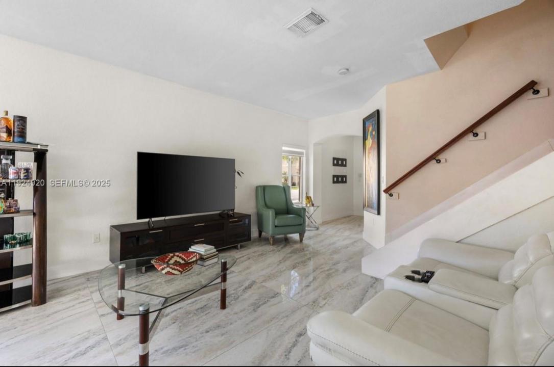 8362 NW 107th Ct 7-24, Doral, فلوريدا 33178, الولايات المتحدة