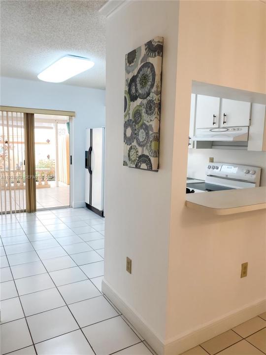 3810 SW 108th Ave 4, Miami, פלורידה 33165, ארצות הברית של אמריקה