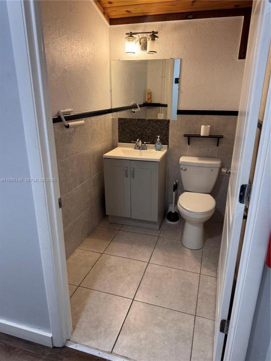 7901 W Mcnab Rd A-1, Tamarac, Florida 33321