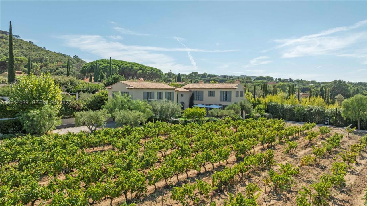 La belle Isnarde Euclia, Florida, Stati Uniti