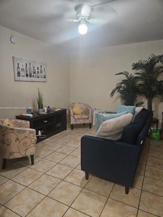 3071 SW 27th Ave 9, Miami, فلوريدا 33133, الولايات المتحدة
