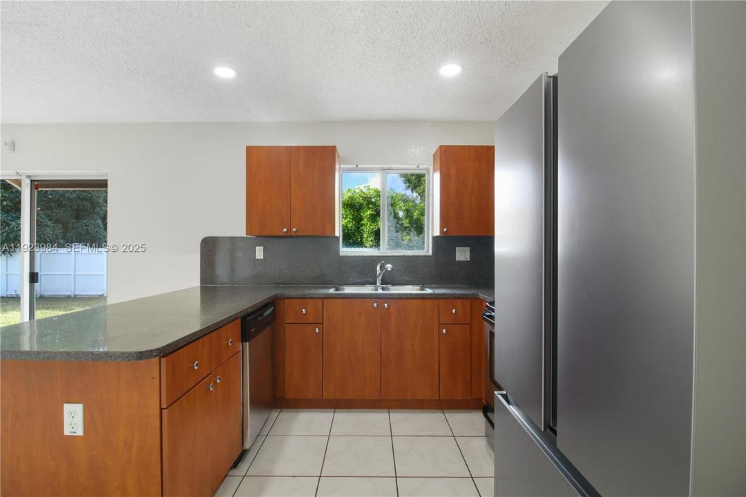 20562 NW 18th Ave, Miami Gardens, Florida 33056