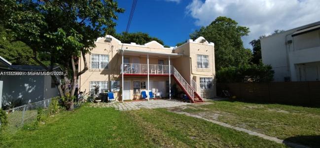 251 NW 34th Ter, Miami, Floryda 33127, USA