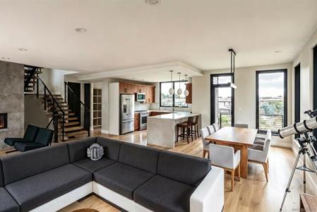 N Freeman St., Oceanside, Califórnia 92054, Estados Unidos