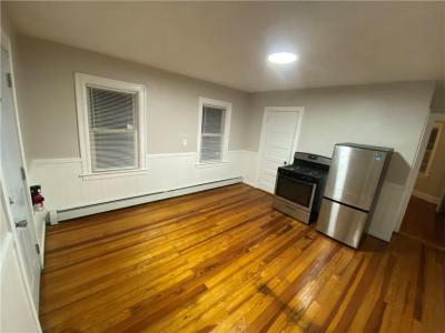 33 Redfern Street, North Providence, Rhode Island 02911, États-Unis