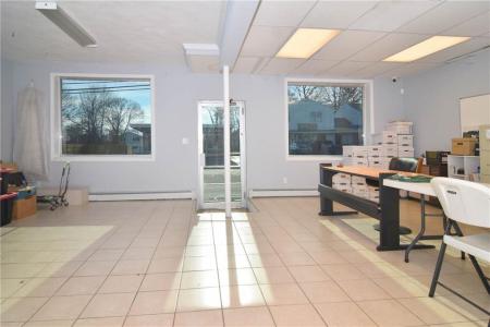 1361 MINERAL SPRING Avenue, North Providence, Rhode Island 02904, États-Unis